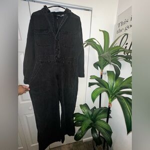 Universal Thread Women's Black Denim Overalls